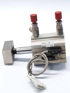 Cdq2b40-30dc Smc Pneumatic Compact Cylinder 40mm Bore 30mm Stroke With Sensors