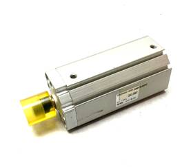 Cdq2kb20-50dz Smc Non-rotating Compact Cylinder 20mm Bore 50mm Stroke Cdq2kb20-50dz Smc Non-rotating Compact Cylinder 20mm Bore 50mm Stroke