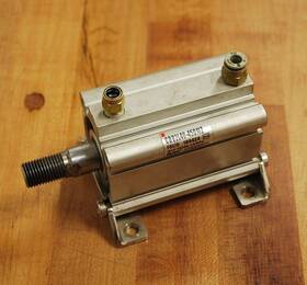 Press.-1.0mpa Smc Cdq2l40-45dmz Cylinder Max 3.25 Inch Stroke - Used