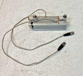 Cdqma32nn-100 Smc Cylinder