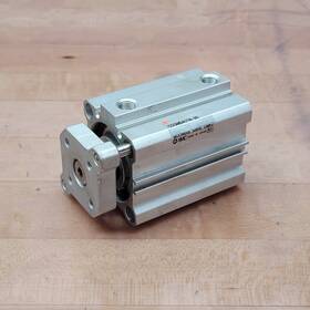 Smc Cdqmb40tn-30 Compact Cylinder 40mm Bore Sized Guide 30mm Stroke - Used