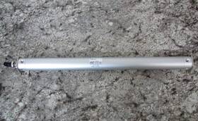 Cg1ln32-420 Smc 145psi 1.00mpa 32mm Round Body Air Cylinder Used Free Shipping
