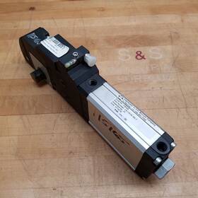 Ckz2n50-90lt Smc Power Clamp 1/4 Inch Npt Ports - Used