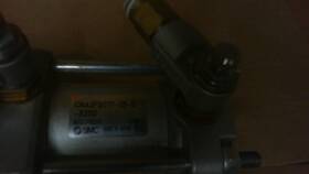 Cna2f50tf-25-d-x2110 Smc Cna2f50tf25dx2110 Tie Rod Cylinder - Used
