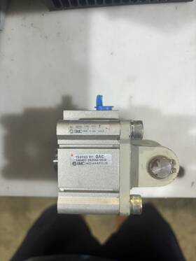 Cq2d50-10dz Smc / Cq2d5010dz Used