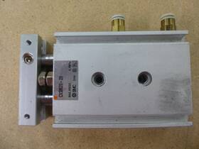 Cxsm20-20 Smc Dual Rod Pneumatic Guided Cylinder 20mm Bore Stroke
