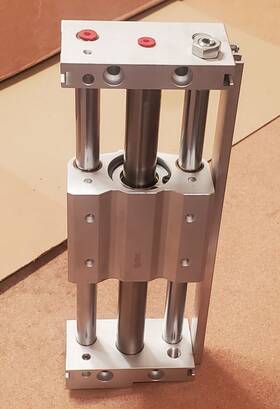 Cy1sg15-125z Smc A93vl Rodless Cylinder Slide Bearing - Very Nice Condition