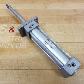 Mdbf32-115 Smc Pneumatic Cylinder 32mm Bore 115mm Stroke 1.0 Mpa. - Used