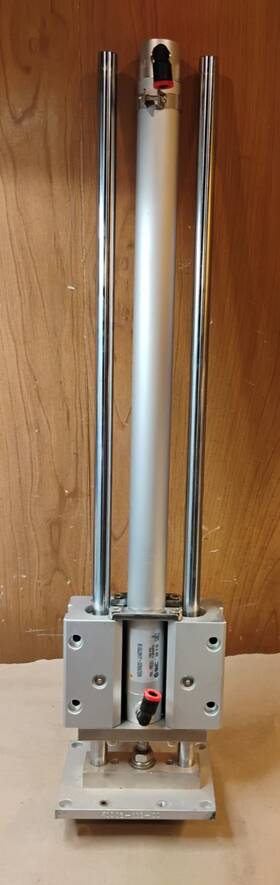 Mgcmb20-uia970519 Smc Guided Pneumatic Cylinder 145 Psi 1.00 Mpa 14 Inch Of Travel