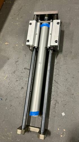 Mggmb40tn-400 Smc Mggmb40tn-250 40mm Bore 1/8in 145psi 400mm Stroke Guided Pneumatic Cylinder