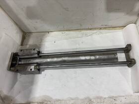 Mggmb40tn-600-h7pw Smc Slider Air Cylinder / Mggmb40tn600h7pw Used D6e