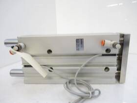 Mgpm32n-175 Smc Pneumatic Cylinder Guidage Dual Rod 32mm Bore X 175mm Stroke