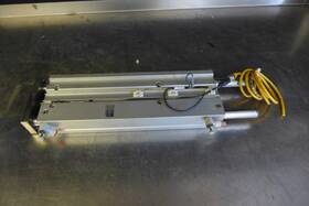 Mgpm32n-300 Smc Pneumatic Cylinder Mgpm 32n-300 W Sensors 12 Inch Stroke Free Shipping U202