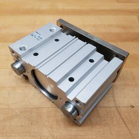 Mgpm63-50z Smc Pneumatic Compact Guide Cylinder - Used