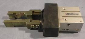 0.25-0.6mpa Smc Mhkl2-20c Gripper Parallel Wedge Cam