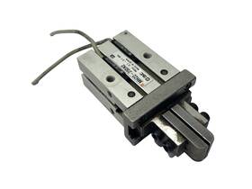 Mhz2-20dn2 Smc Pneumatic Parallel Gripper 20mm Bore Mhz2-20dn2 Smc Pneumatic Parallel Gripper 20mm Bore