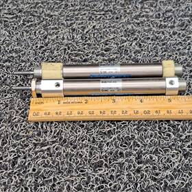 Smc Mqmlf10h-60d Mqmlf10h-60d. Low-friction Compact Pneumatic Cylinder. Qty 2