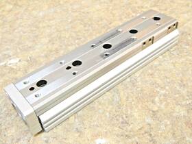 Mxq16-125as Smc 16 Mm Bores X 125 Stroke Precision Slide Table