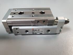 Mxq8l-20at Smc Slide Table Guided Cylinder M832