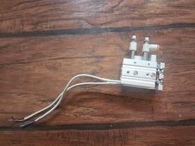 Mxs8-10 Smc Table Slide Guided Air Cylinder With Position Sensors And 4mm Flow