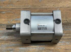 Ncda1b400-0200 Smc Pneumatic Cylinder Max 250psi
