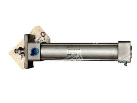 Ncda1f150-0600-duj0169 Smc 1.5x6 250psi Pneumatic Cylinder