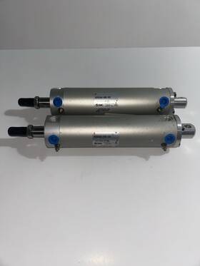 Ncdgca40-0400-xc6 Smc Pneumatic Cylinder 40mm Bore 400mm Stroke Lot Of 2