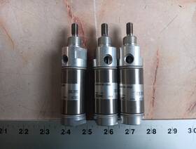 Ncdmb106-0050c Smc Round Body Cylinder Max 1.7mpa - Lot Of 3 Ncdmb106-0050c Smc Round Body Cylinder Max 1.7mpa - Lot Of 3