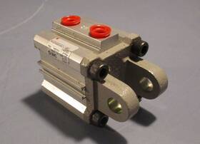 Ncdq2d32-10d Smc Compact Cylinder 145psi Press 1.0mp