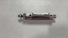 Ncme125-0200 Smc Cyl Air Ncm Round Body Cylinder New