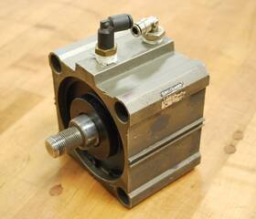 Nsdq2b100-250m-a73 Smc Pneumatic Cylinder 1 Inch -stroke 4 -bore - Used