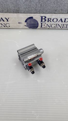 Rcdq2832-xa-0002us Smc Air Cylinder Bin#16