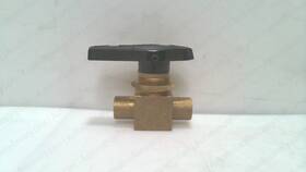 349664 Swagelok B-44f4 Straight Valve Fitting #349664