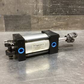 06-11897 Trd Manufacturing Cylinder 2 1/2 Inch Bore X Stroke Used