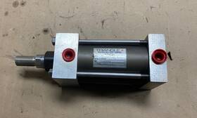 31011-23 Triangle Pneumatic Cylinder 2-1/2 Inch Bore 3 Stroke 31011-23 Triangle Pneumatic Cylinder 2-1/2 Inch Bore 3 Stroke