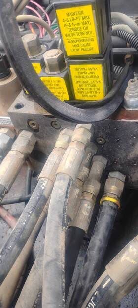Rt82-sc Wacker Neuson 0150023 Trench Roller Hydraulic Manifold With Solenoids Complete