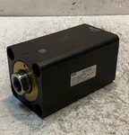 Parker Hydraulic Cylinder 63MM TCHHU9 X 100MM AY283392A. Fixed Price $237.49.