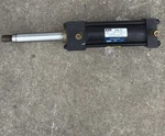 Parker Series Hydraulic Cylinder 02.50 T3LLU14A 5.000. Fixed Price $95.00.