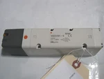Smc VQC5101-5 Valve Double Solenoid Plug In 0.2-1.0 Mpa Nice!!. Fixed Price $39.95.