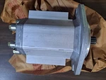 New Oem Prince Hydraulic Pump SP25A52D9H1-R 4320-01-406-6199 Usa Nextday Air. Fixed Price $1300.00.