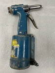 Central Pneumatic No. 93458 Air Hydraulic Riveter - Heavy Duty Tool. Fixed Price $19.99.