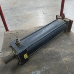 Parker H-3LRL38M, BORE-4.5", STROKE-18" Series Hydraulic Cylinder. Used. Fixed Price $56.85.