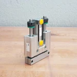 Phd SDC22X1-AS-BJ-E-H Pneumatic Slide, 3/8" Shaft, 3/4"BORE, .44 Extenion Used. Fixed Price $37.99.