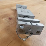 Numatics XH-777351-2 Dual Rod Pneumatic Air Cylinder, Bore: 25MM, Stroke: 6IN. Fixed Price $49.87.