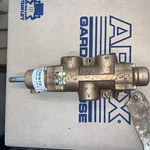 Versa VSG-2721-G-10-A120 Pneumatic Valve #284502. Fixed Price $99.99.
