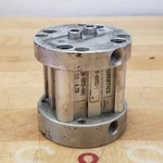 Numatics XEBK-00M3B-AAA2 Pneumatic Pancake Cylinder, 1-1/2" Bore, 0.750" Stroke. Fixed Price $9.97.