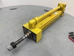 Parker Hydraulic Cylinder 01.65 CJJ-2HTS13A 15.875 Used #145852. Fixed Price $225.00.