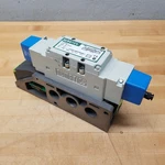 Numatics I34BB400MP00061 Sol-pilot Valve/manifold, 24V Used. Fixed Price $113.71.