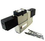 New Smc VFS2600-5FZ Solenoid Valve W/VVFS2000-22A VFS26005FZ. Fixed Price $100.00.