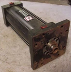 New Eaton Hydro-line Pneumatic Cylinder 3-1/4" Bore 7" Stroke 1/2" Npt 1" Rod. Fixed Price $58.49.
